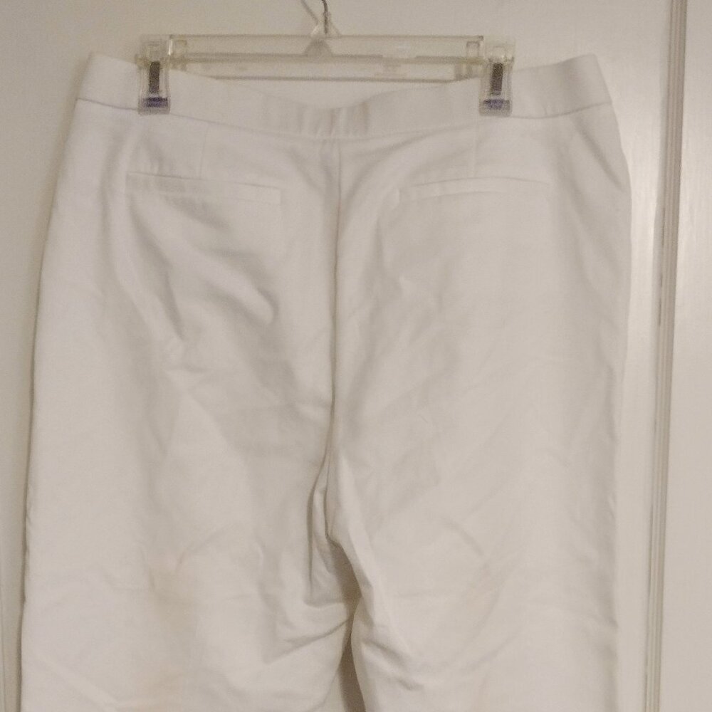Counterparts Womens White Capri Pants Size 12 Stretch